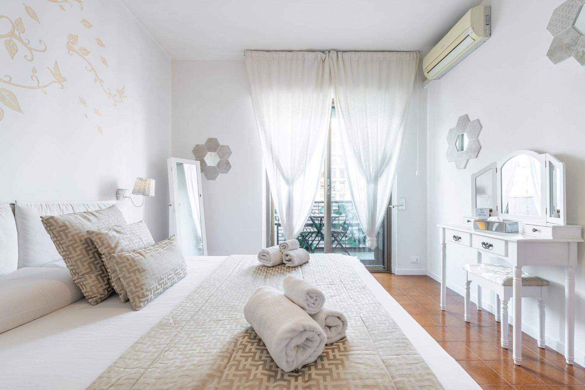 Adelsa'S Home カリアリ エクステリア 写真